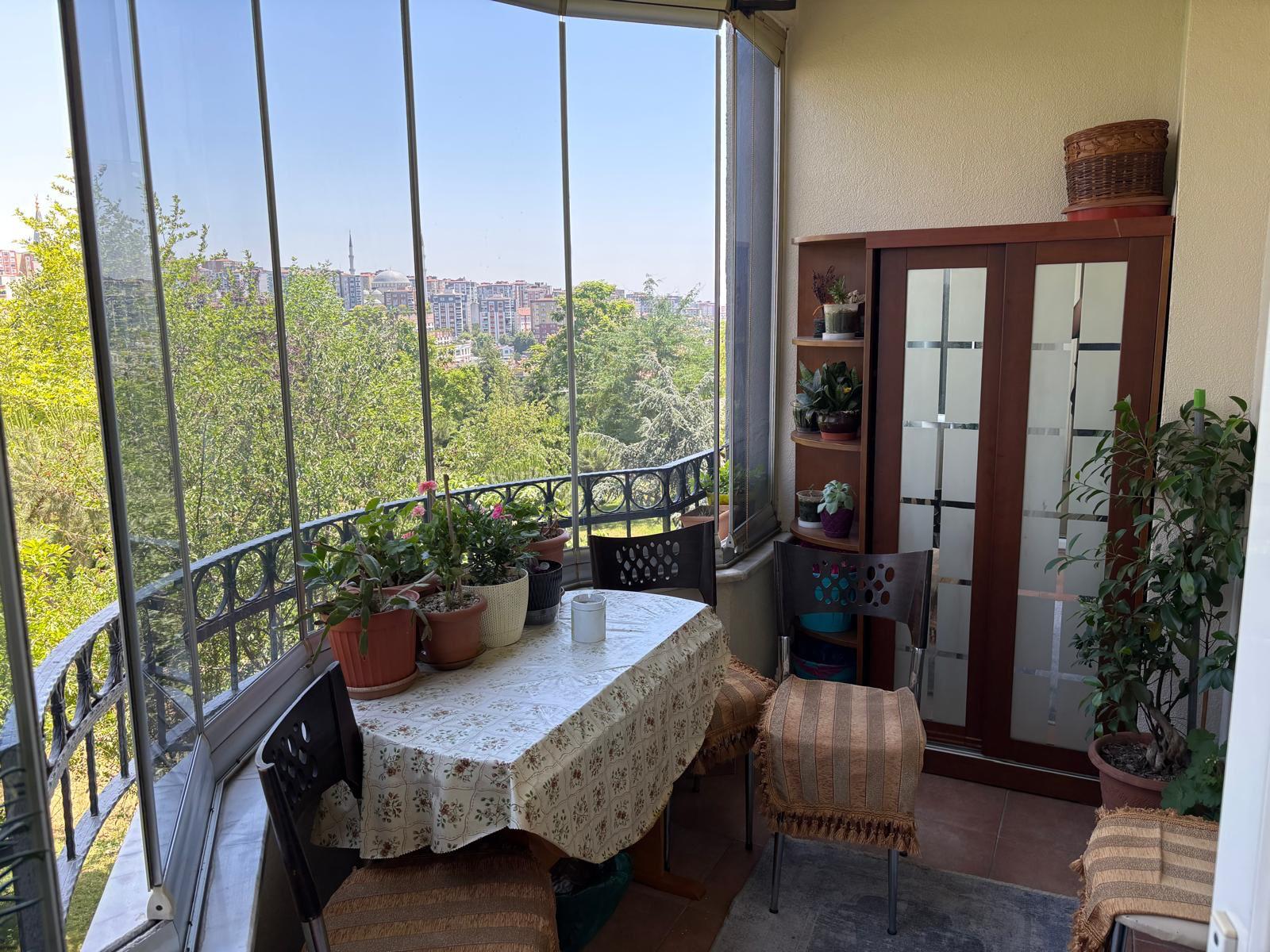 Başakşehir 5.Etap Yeniköy Sitesinde Satılık 3+1 150m2 1.Kat - Satılık Konut Başakşehir, İstanbul